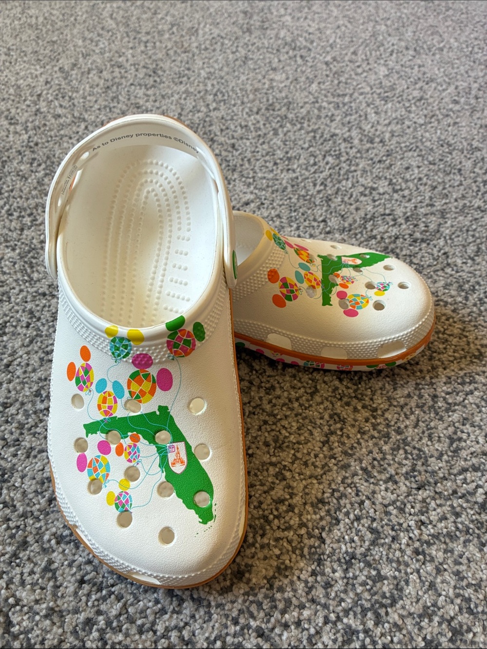 Disney Parks Adult Crocs M7/W9 50th Anniversary Vault Balloons Florida